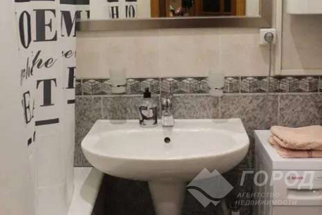 Продам 3-х кімнатну квартиру, Центр, Архитектора Бекетова метро, Код: 799457/1