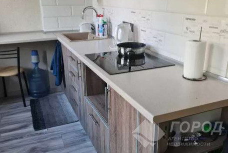 Продам 2-х кімнатну квартиру, Центр, Код: 799457/2