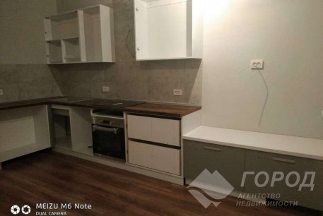 Продам 3-х кімнатну квартиру в новобудові, ХТЗ, ХТЗ метро, Код: 799493/1