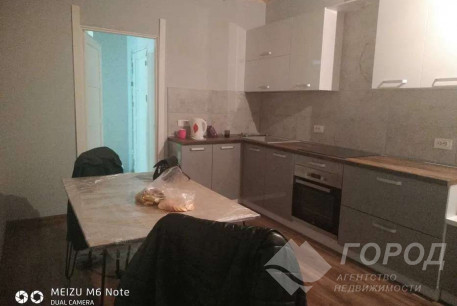 Продам 3-х кімнатну квартиру в новобудові, ХТЗ, ХТЗ метро, Код: 799493/1