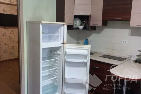 Продам гостинку, Центральный рынок, Южный вокзал метро, Код: 799521/2