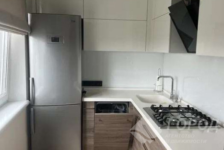 Продам 3-х кімнатну квартиру, Рогань, Горизонт, Код: 799538/1