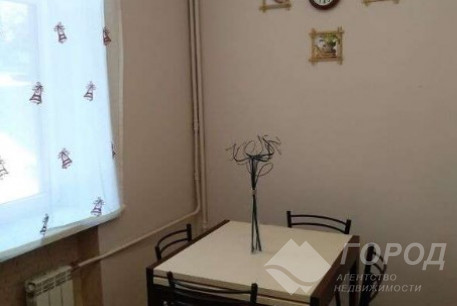 Продам 3-х кімнатну квартиру, Центр, Код: 799580/2