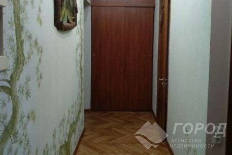 Продам 3-х кімнатну квартиру, Центр, Код: 799580/2