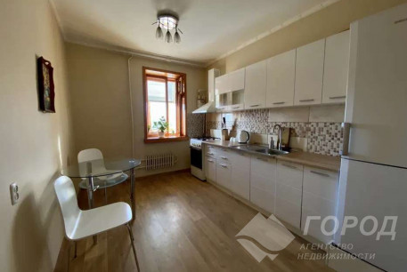 Сдам 2-х кімнатну квартиру, Центральный рынок, Центральный Рынок метро, Код: 799601/1