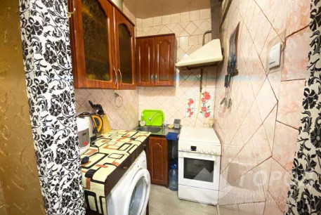 Продам 2-х кімнатну квартиру, Сосновая Горка, Павловка, Код: 799623/1