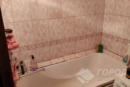 Продам 2-х кімнатну квартиру, ХТЗ, Пролетарская метро (Индустриальная), Код: 799624/1