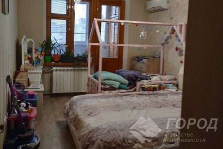 Продам 3-х кімнатну квартиру, ХТЗ, Масельского метро, Код: 799732/1