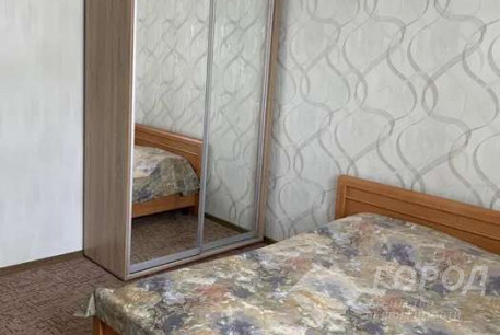 Продам 2-х кімнатну квартиру, Гагарина проспект, Защитников Украины метро (Площадь Восстания), Код: 799852/1