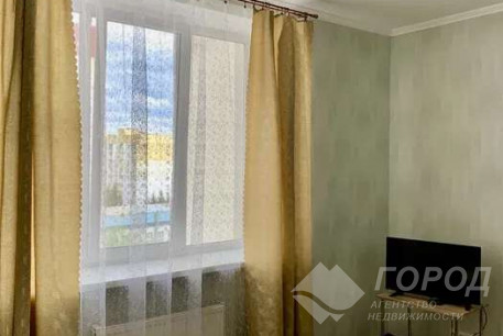 Продам 2-х кімнатну квартиру, Гагарина проспект, Защитников Украины метро (Площадь Восстания), Код: 799852/1