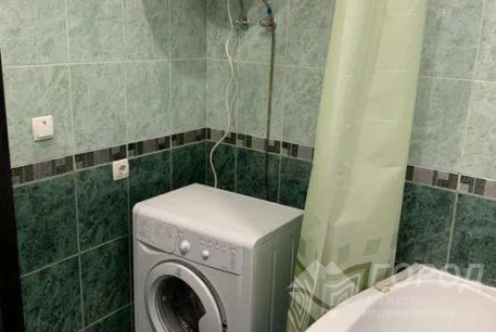 Продам 2-х кімнатну квартиру, Гагарина проспект, Защитников Украины метро (Площадь Восстания), Код: 799852/1