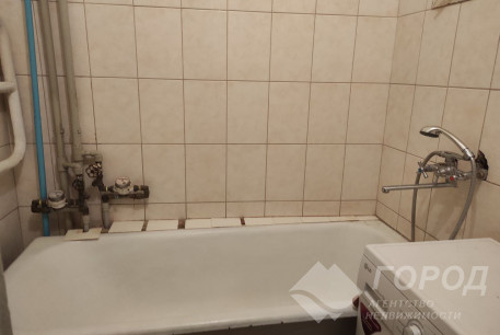 Продам 2-х кімнатну квартиру, ХТЗ, ХТЗ метро, Код: 799867/1