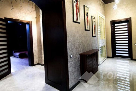 Сдам 5-и кімнатну квартиру, Центр, Исторический Музей метро, Код: 799924/4