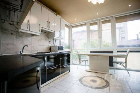 Сдам 4-х кімнатну квартиру, Центр, Исторический Музей метро, Код: 799924/7