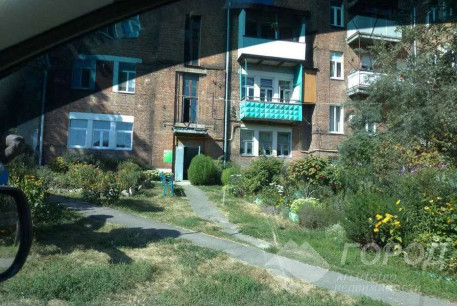 Продам 2-х кімнатну квартиру, Центральный рынок, Южный вокзал метро, Код: 799926/2