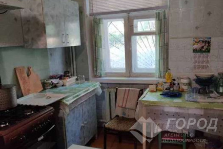 Продам 2-х кімнатну квартиру, Центральный рынок, Южный вокзал метро, Код: 799926/2