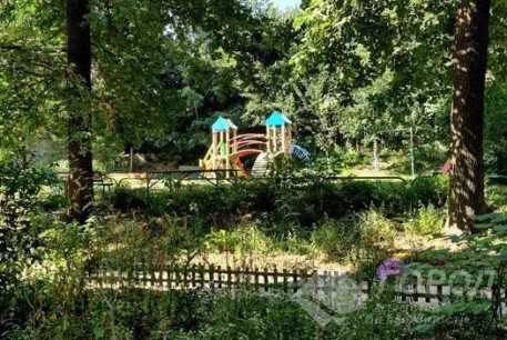 Продам 2-х кімнатну квартиру, Центральный рынок, Южный вокзал метро, Код: 799926/2