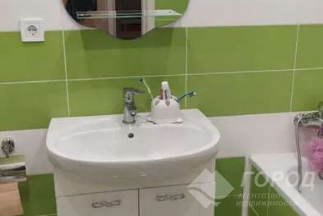 Продам 1-кімнатну квартиру в новобудові, ХТЗ, ХТЗ метро, Код: 799957/1