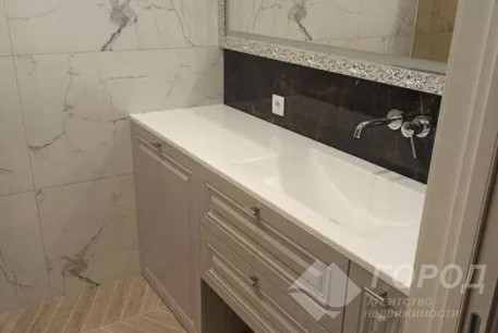 Продам 3-х кімнатну квартиру в новобудові, Центральный рынок, Южный вокзал метро, Код: 799989/1