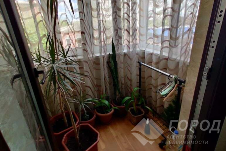 Продам 2-х кімнатну квартиру, Центральный рынок, Южный вокзал метро, Код: 799997/1