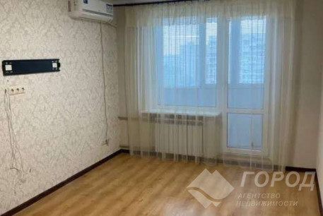 Продам 2-х кімнатну квартиру, Салтовка, Студенческая метро, Код: 800017/1