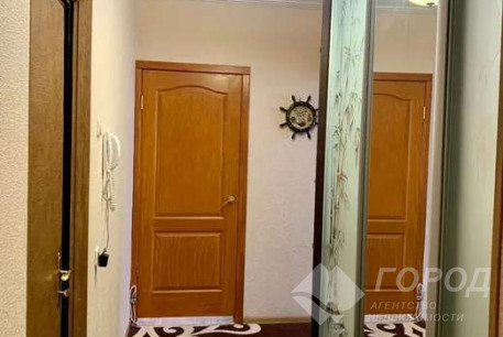 Продам 3-х кімнатну квартиру, Рогань, Роганский ж/м, Код: 800051/1