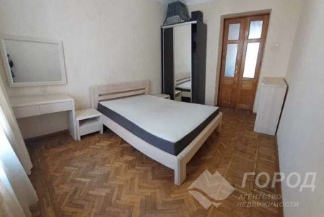 Сдам 3-х кімнатну квартиру, Центр, Код: 800130/1