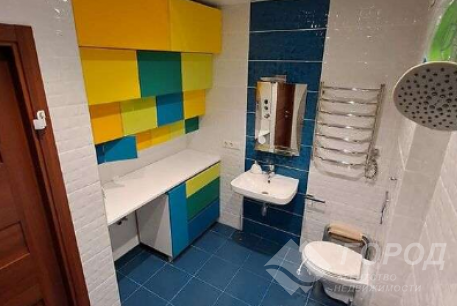 Продам 2-х кімнатну квартиру, Алексеевка, Код: 800176/1