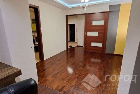 Продам 2-х кімнатну квартиру, Алексеевка, Код: 800176/1