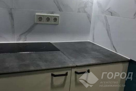 Сдам гостинку, Центральный рынок, Южный вокзал метро, Код: 800183/1