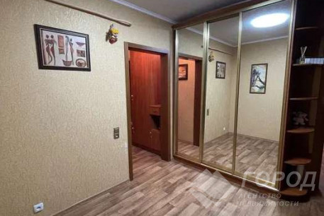 Сдам 2-х кімнатну квартиру, Рогань, Код: 800244/1