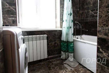 Продам 4-х кімнатну квартиру, Центр, Исторический Музей метро, Код: 800248/1