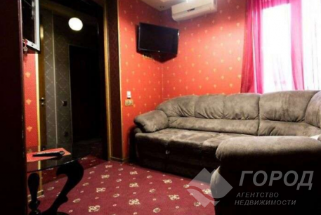 Продам 4-х кімнатну квартиру, Центр, Исторический Музей метро, Код: 800248/1