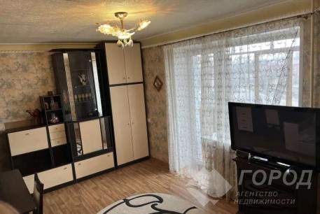 Продам 3-х кімнатну квартиру, Основа, Код: 800249/1