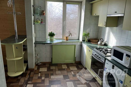 Продам 3-х кімнатну квартиру, Основа, Код: 800249/1