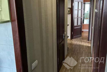 Продам 3-х кімнатну квартиру, Основа, Код: 800249/1