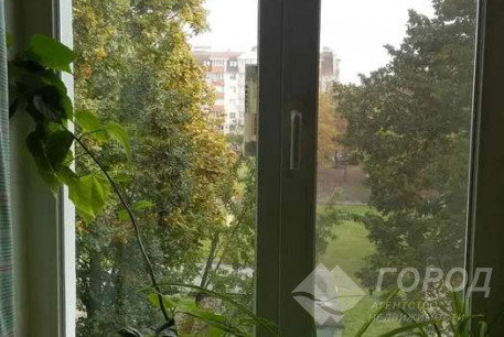 Продам 2-х кімнатну квартиру, Новые дома, Армейская метро (Советской Армии), Код: 800253/1