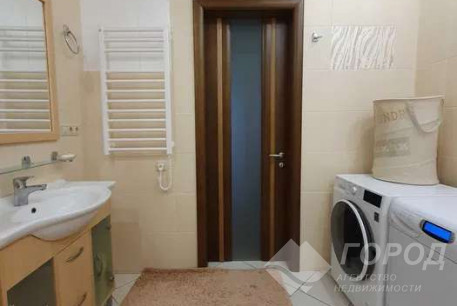 Продам 4-х кімнатну квартиру в новобудові, Холодная Гора, Холодная Гора метро, Код: 800308/1