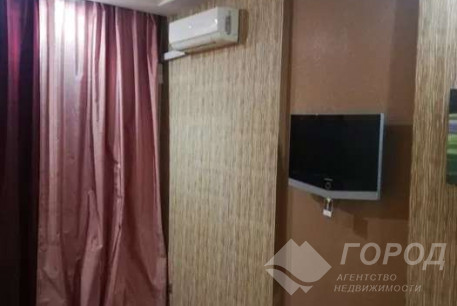 Продам 2-х кімнатну квартиру, Сосновая Горка, Научная метро, Код: 800323/2