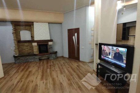 Сдам 2-х кімнатну квартиру, Центр, Код: 800326/1