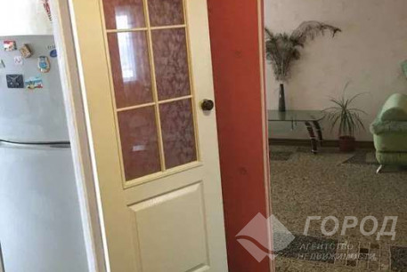 Продам 3-х кімнатну квартиру, , Код: 800351/1