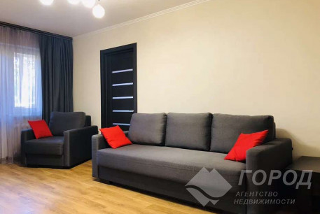 Продам 3-х кімнатну квартиру, , Код: 800359/1