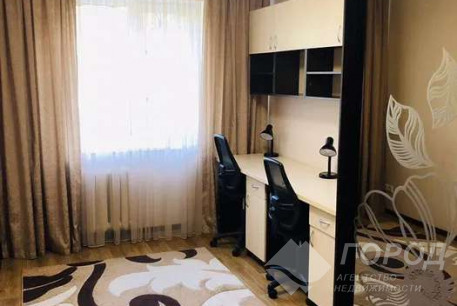 Продам 3-х кімнатну квартиру, , Код: 800359/1