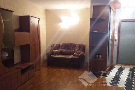 Сдам 1-кімнатну квартиру, Рогань, Роганский ж/м, Код: 800369/2