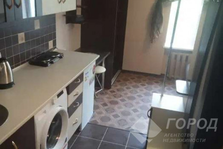 Сдам гостинку, Холодная Гора, Код: 800373/1