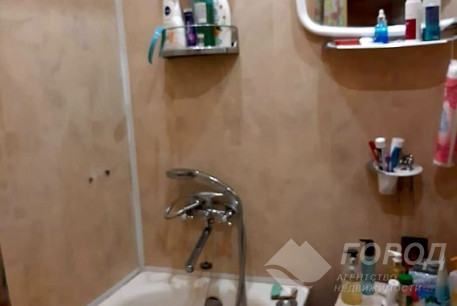 Сдам 3-х кімнатну квартиру, Алексеевка, Код: 800381/1