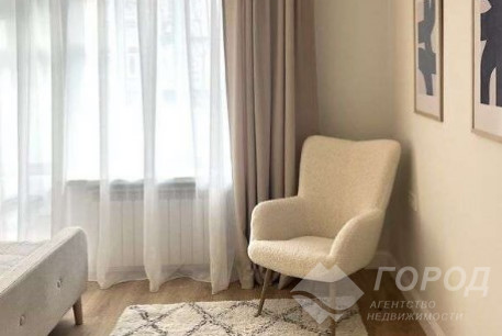 Сдам 3-х кімнатну квартиру, Центр, Университет метро, Код: 800409/9