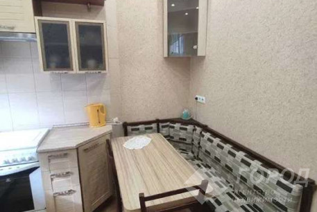 Продам 3-х кімнатну квартиру, Центр, Архитектора Бекетова метро, Код: 800427/3