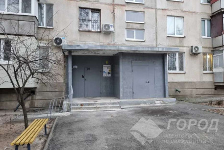 Сдам 1-кімнатну квартиру, Алексеевка, Код: 800511/1