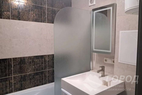 Сдам 1-кімнатну квартиру, Центр, Код: 800512/1